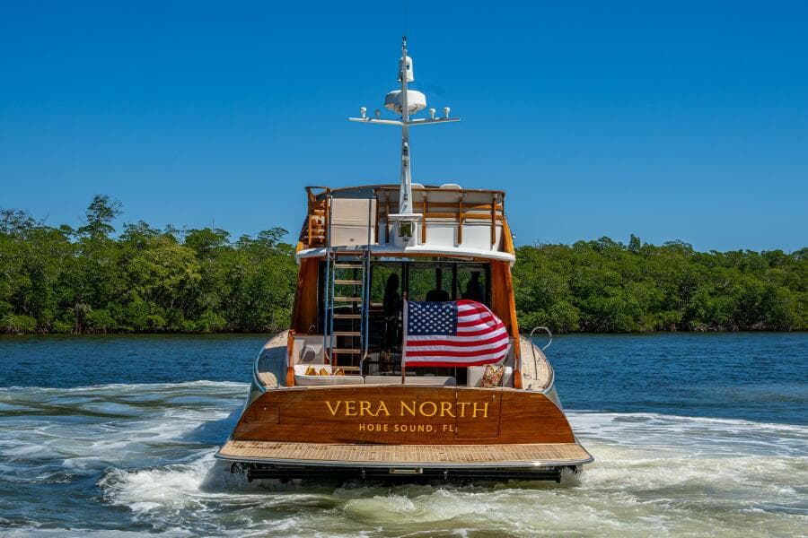 2021 Hinckley Talaria 55 Flybridge MKII