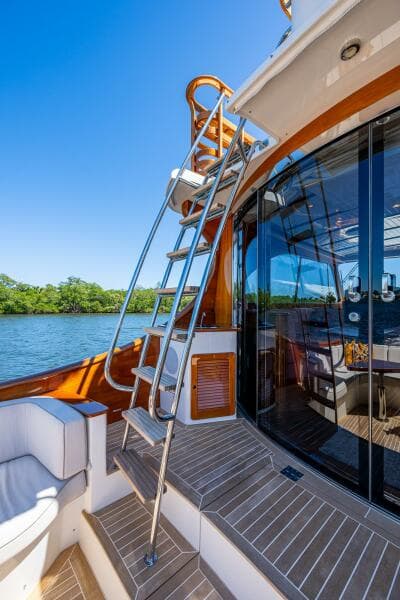 2021 Hinckley Talaria 55 Flybridge MKII