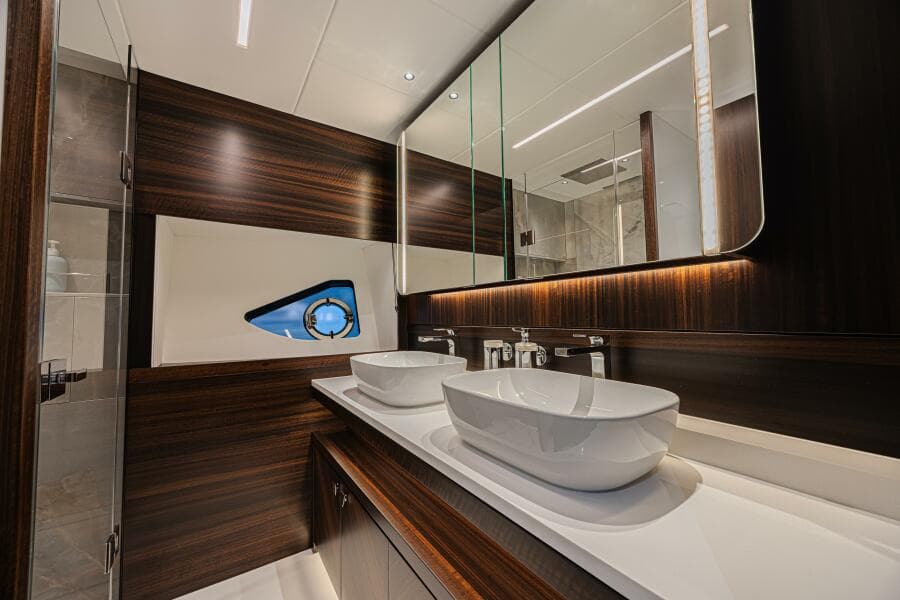 2025 Sunseeker 