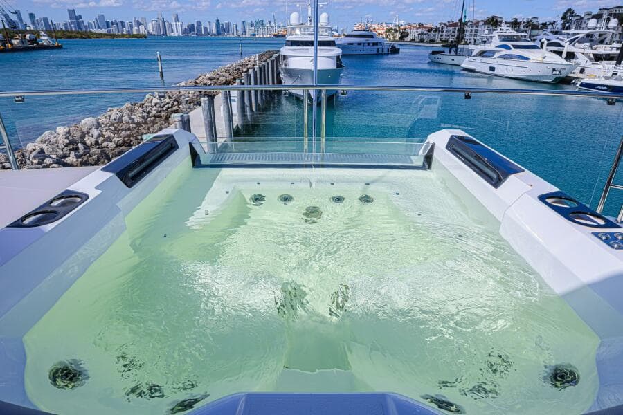 2025 Sunseeker 