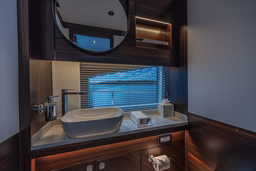 2025 Sunseeker 