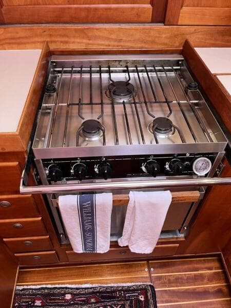 1995 Able Apogee 50