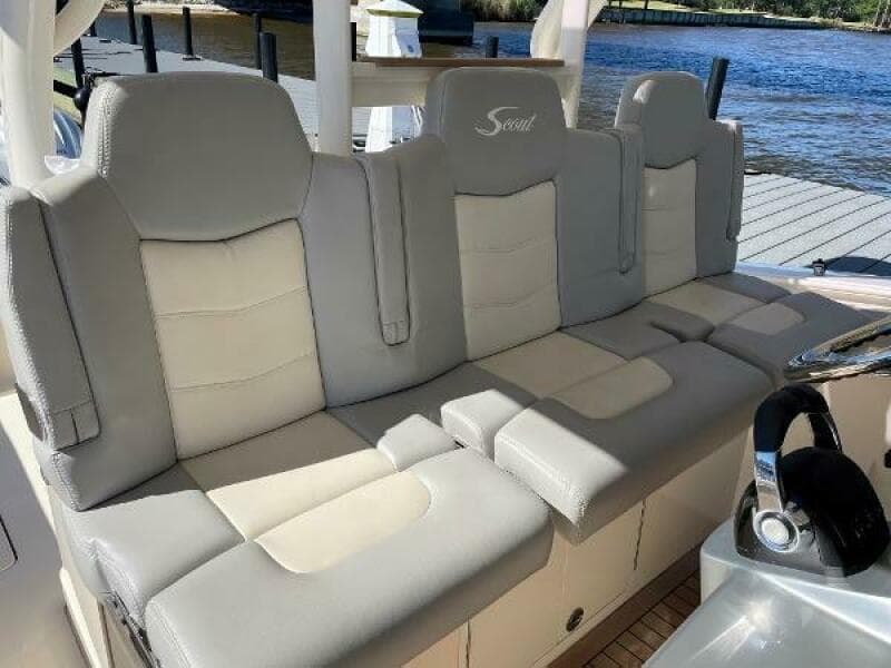 2019 Scout 380 LXF
