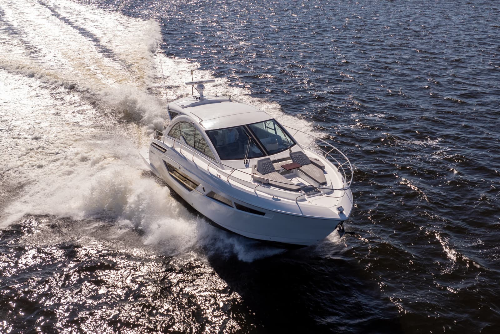 2020 Cruisers Yachts 50 CANTIUS