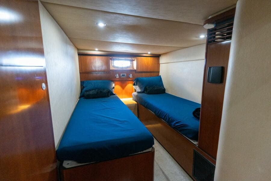 2005 Sea Ray 48 Sundancer