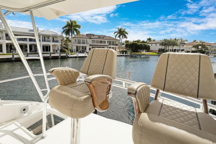 Helm Chairs