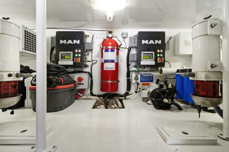Engine Room Forward Machine Space Shelf