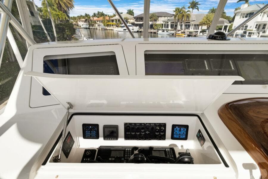 Electronics   Machine Switches VHF Box