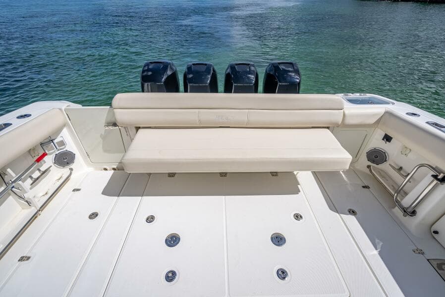 2016 Boston Whaler 