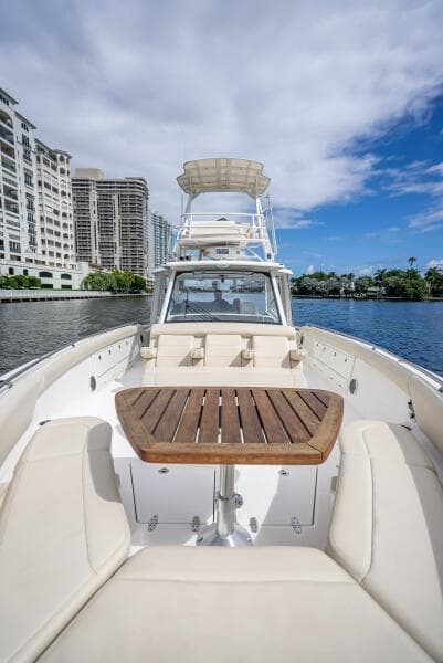 2016 Boston Whaler 
