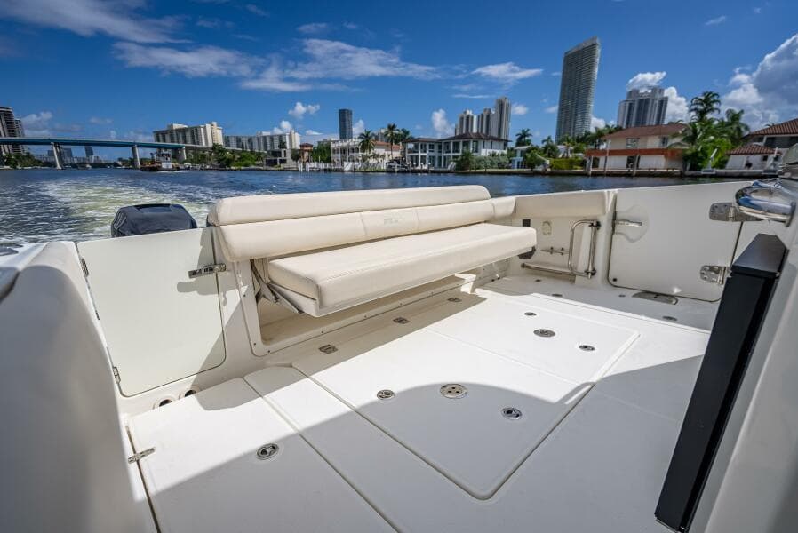2016 Boston Whaler 