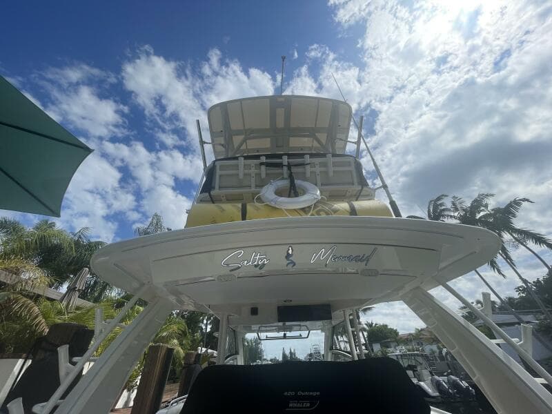 2016 Boston Whaler 