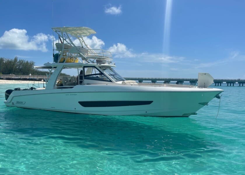 2016 Boston Whaler