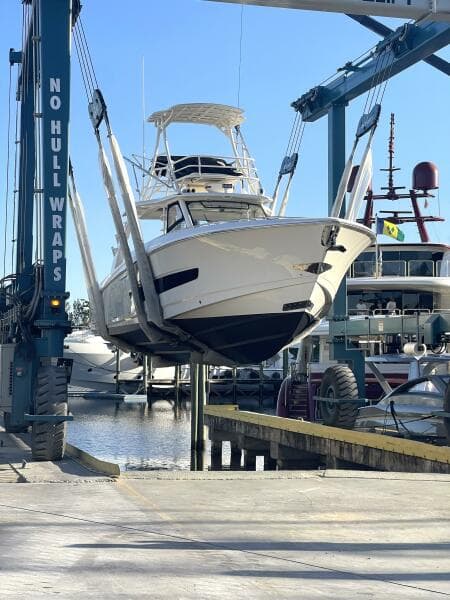 2016 Boston Whaler 