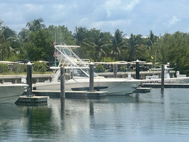2016 Boston Whaler 