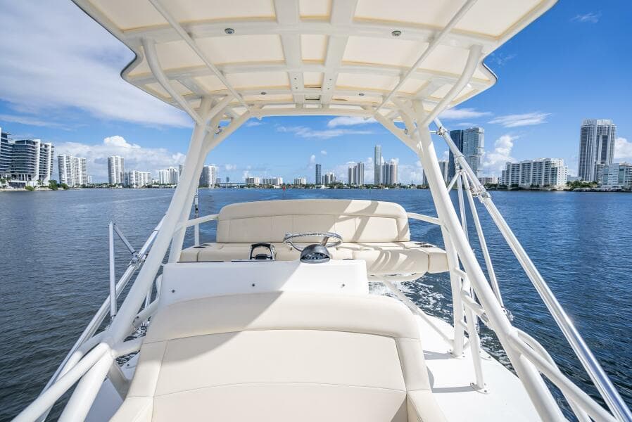 2016 Boston Whaler 