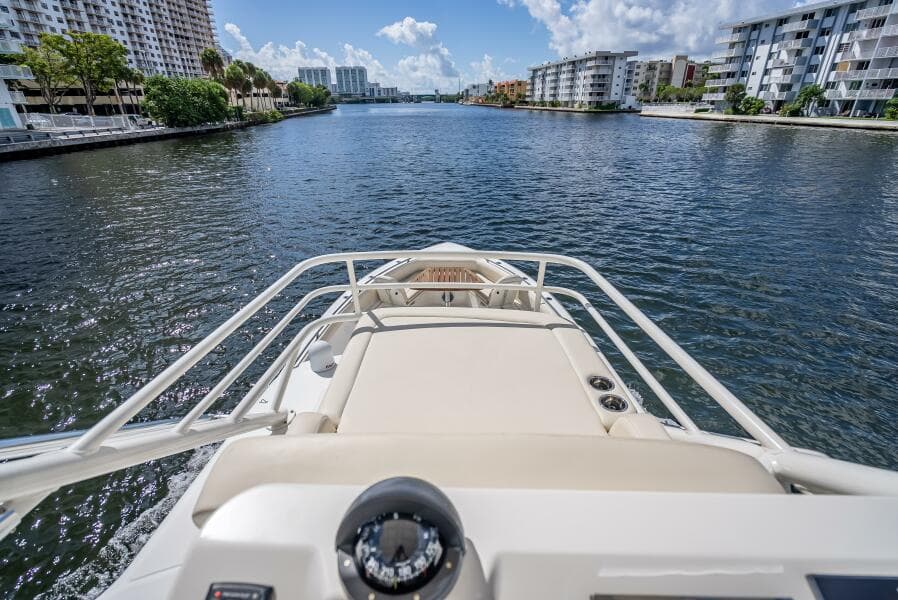 2016 Boston Whaler 