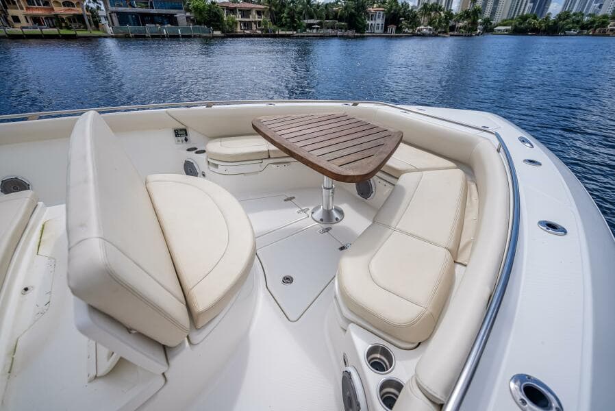 2016 Boston Whaler 