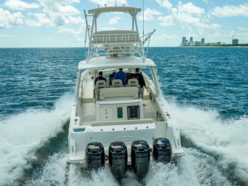 2016 Boston Whaler 