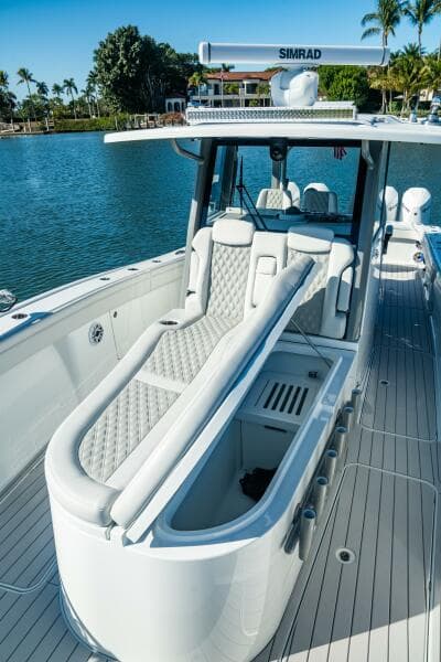 2025 Costa Custom 