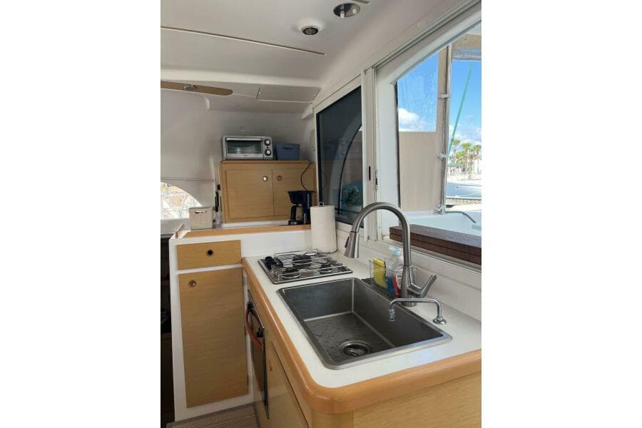 2012 Lagoon 380 S2