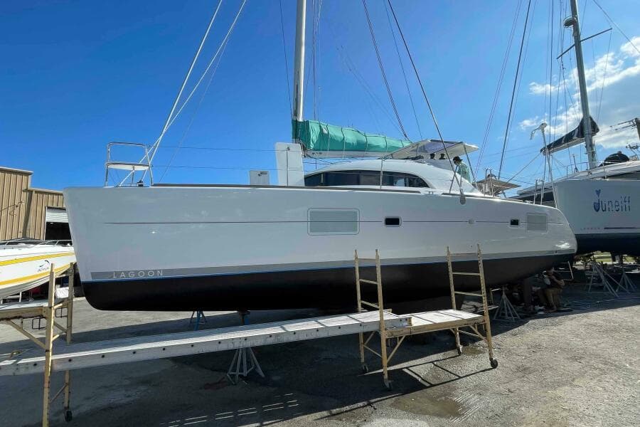 2012 Lagoon 380 S2