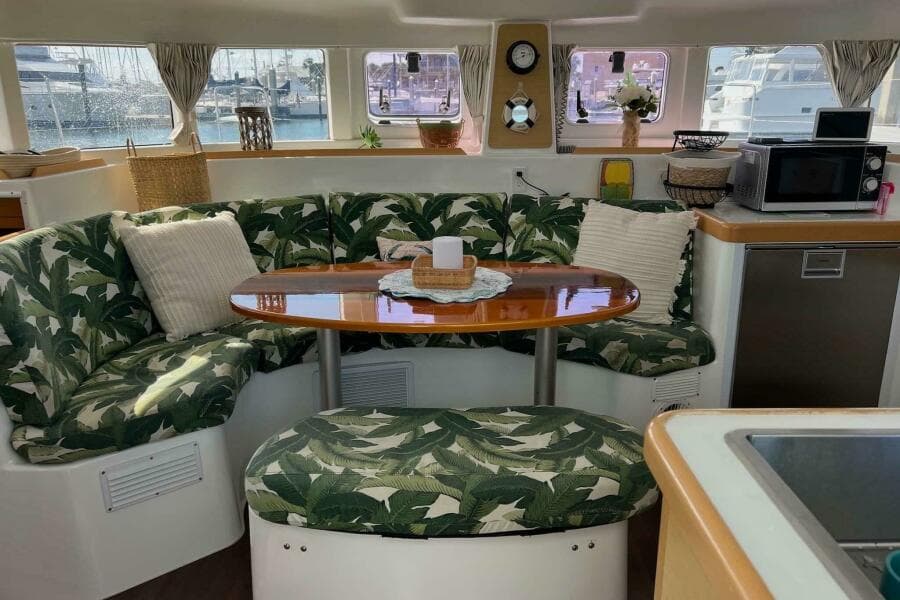 2012 Lagoon 380 S2