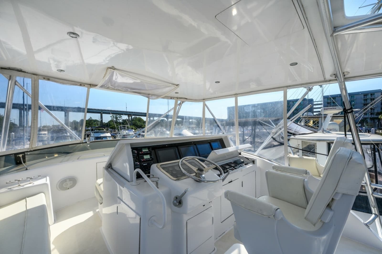 2000 Hatteras 55 Convertible