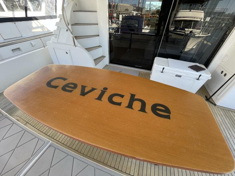 Aft Deck Dinette