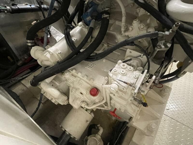 Port engine gear