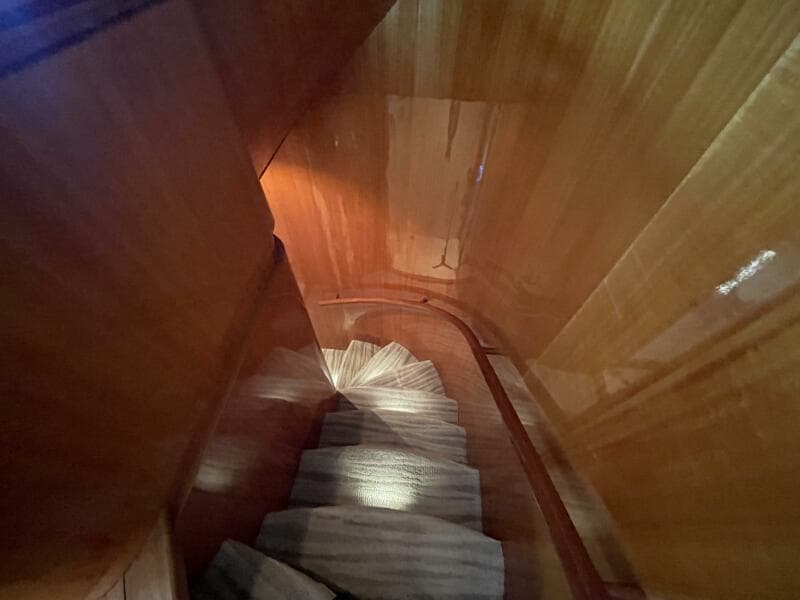 Aft Companionway