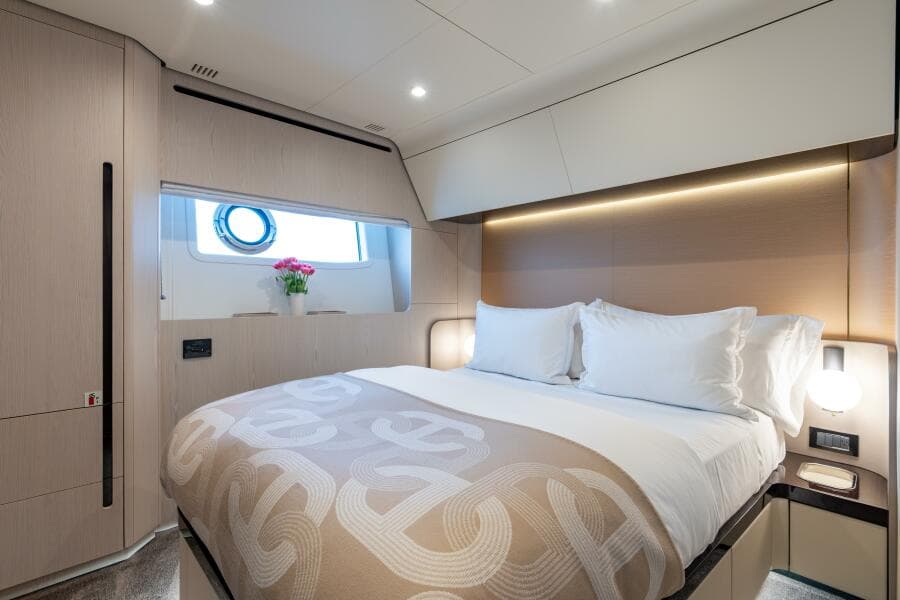 2022 Azimut 78