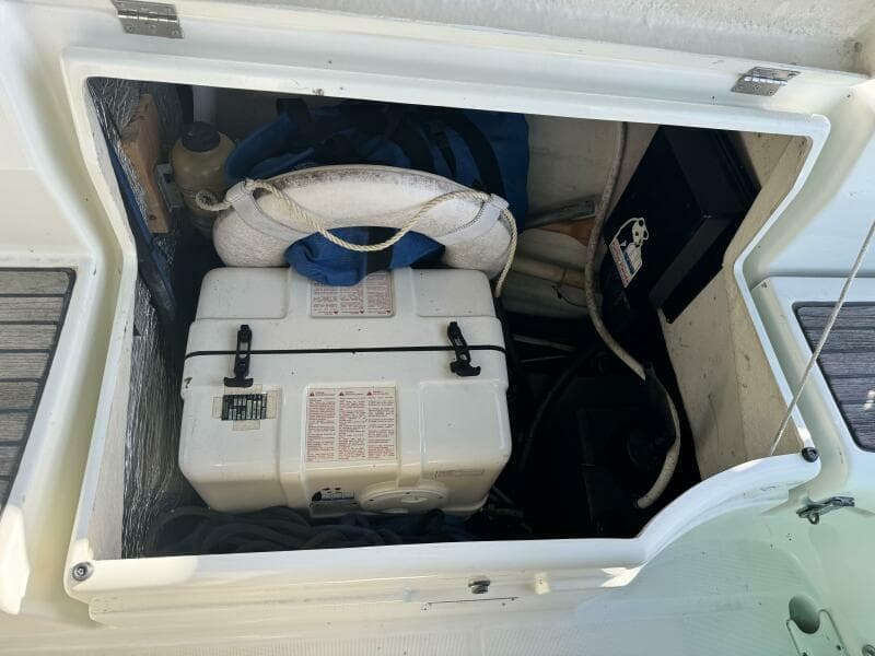 1999 Beneteau 381