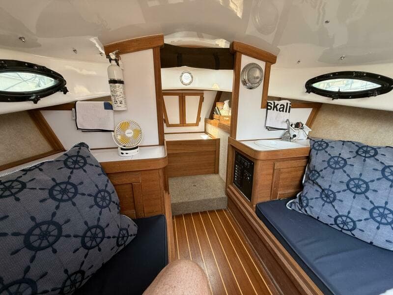 Horizon Cat cabin 