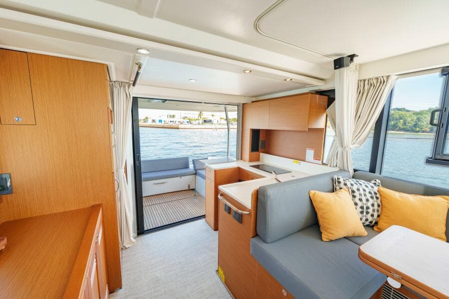 2025 Beneteau 