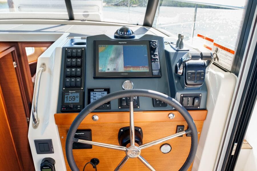 2025 Beneteau 
