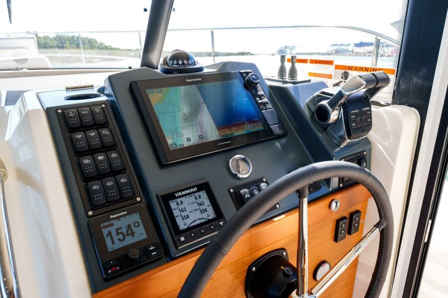 2025 Beneteau 