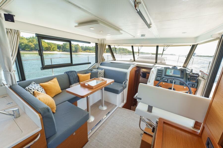 2025 Beneteau 