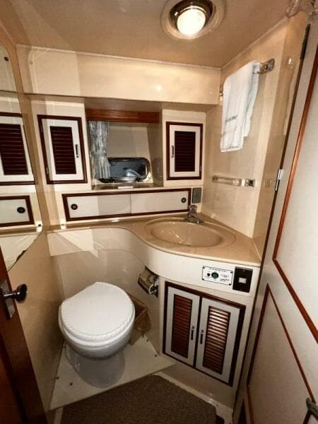 1989 Hi-Star 48 Sundeck