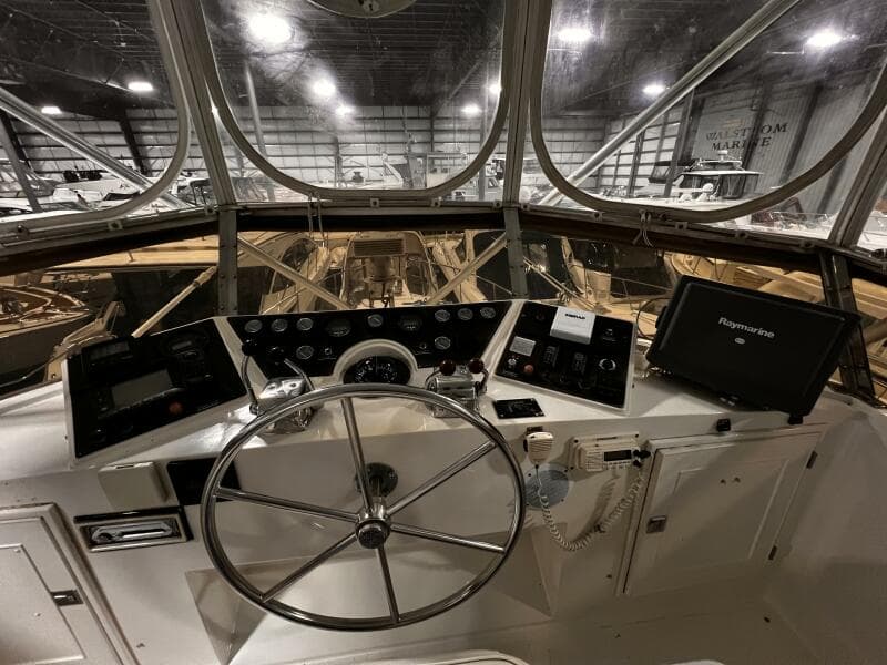 1989 Hi-Star 48 Sundeck