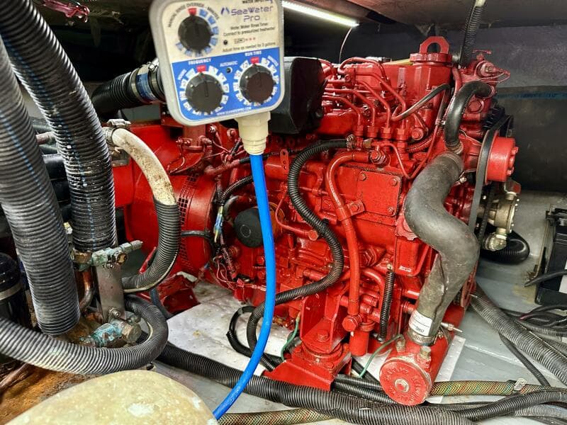 Sea Ray 48 LIFE IS GOOD TODAY - Engine Room