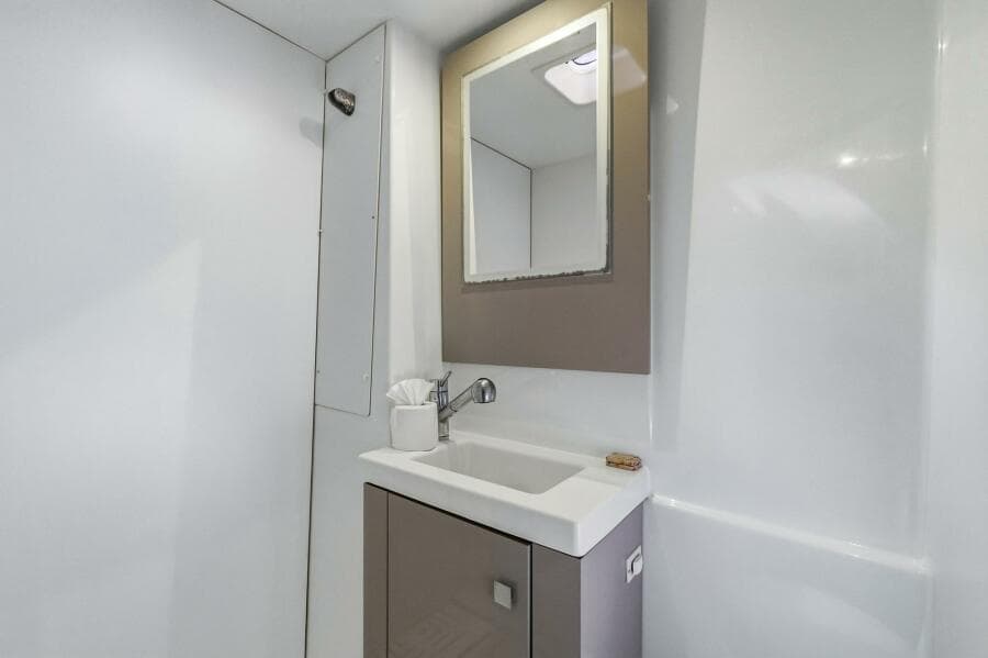 2020 Fountaine Pajot Astrea 42
