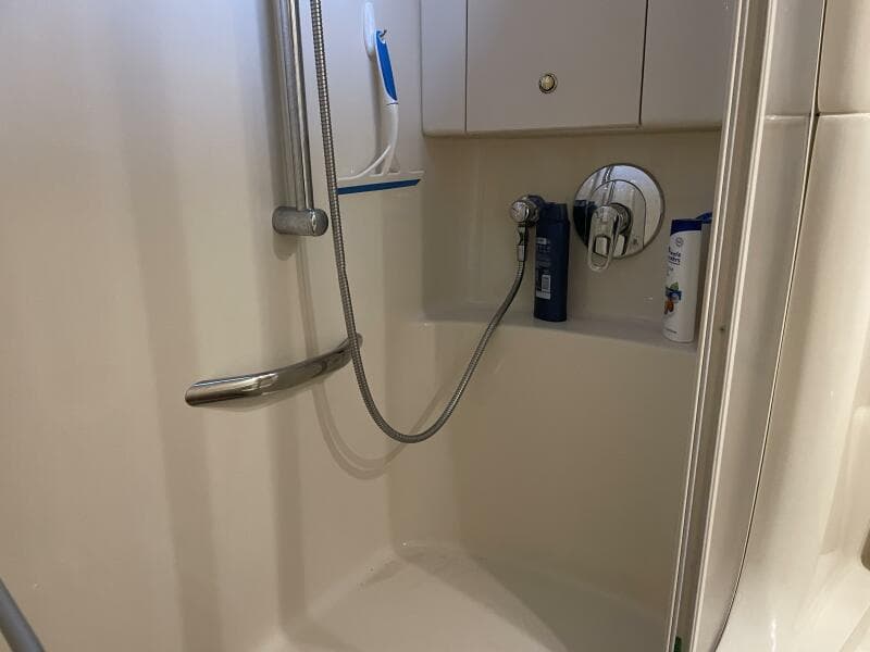 2001 Sea Ray 380 Sundancer