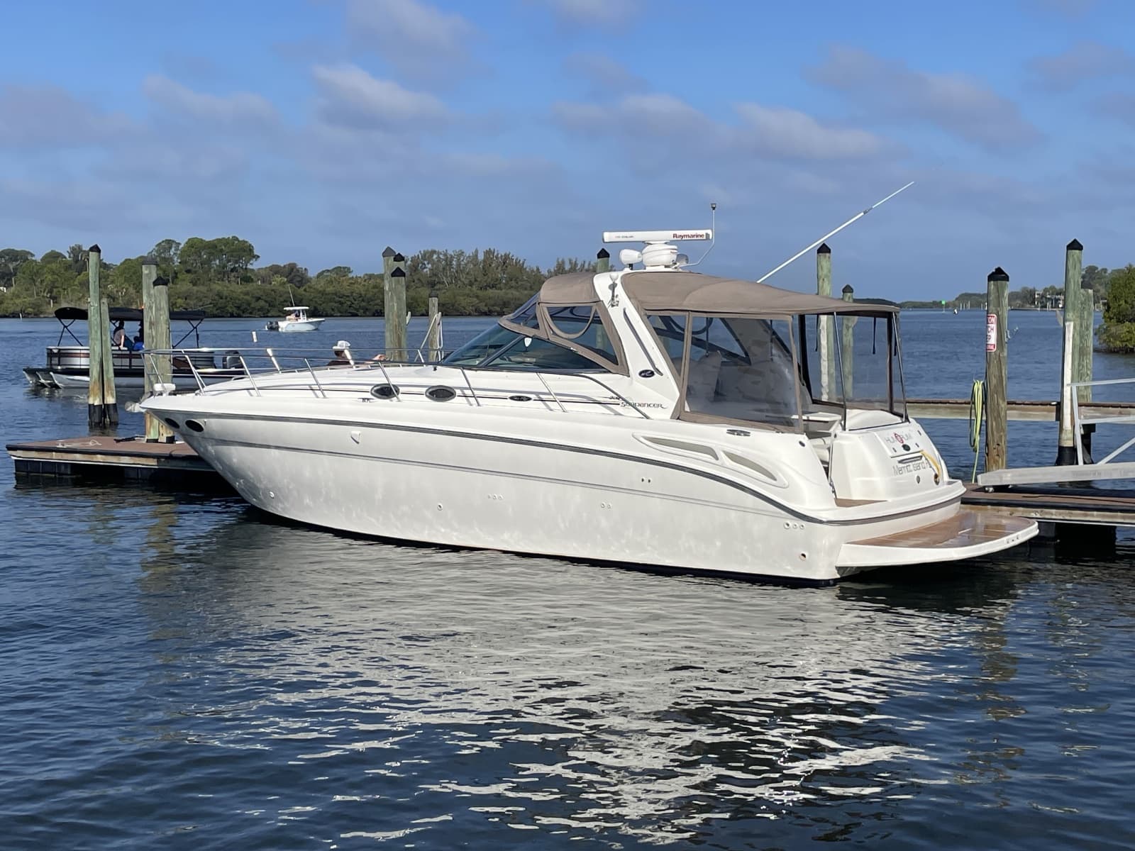 2001 Sea Ray 380 Sundancer