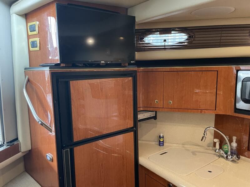 2001 Sea Ray 380 Sundancer