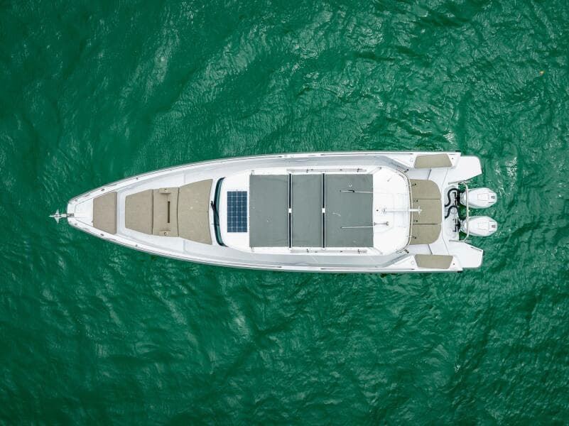 2024 Axopar 37 Sun Top