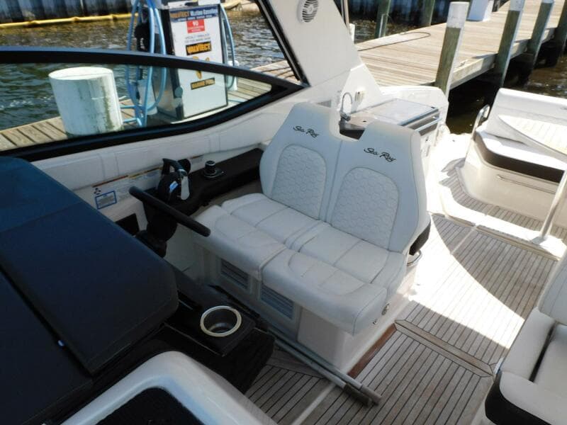 2018 Sea Ray Sundancer 320