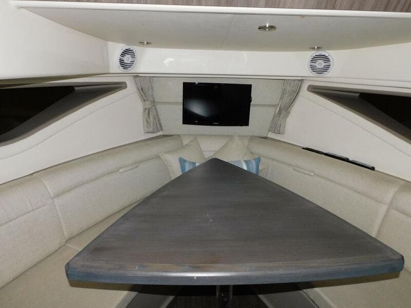 2018 Sea Ray Sundancer 320
