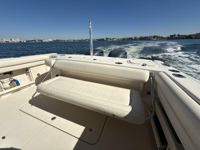 2016 Grady-White 307 Freedom