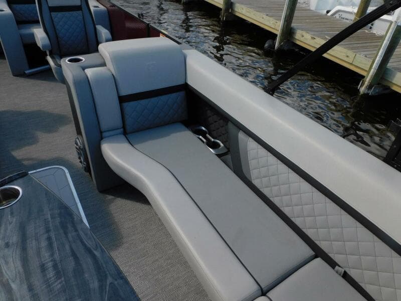 2023 Aqua Patio 275 CBE